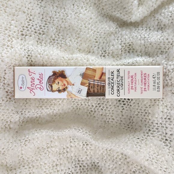 theBalm Cosmetics Anne T. Dotes Liquid Concealer in #22 Light to Medium, 9g/0.32 - Picture 8 of 11